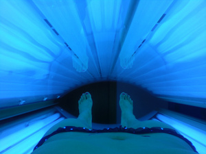 indoor-tanning-by-Whatsername.jpg